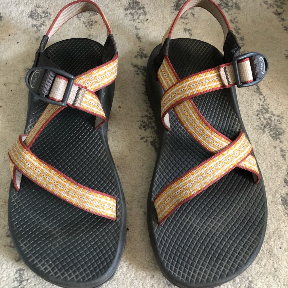Chaco sandals in size 10
